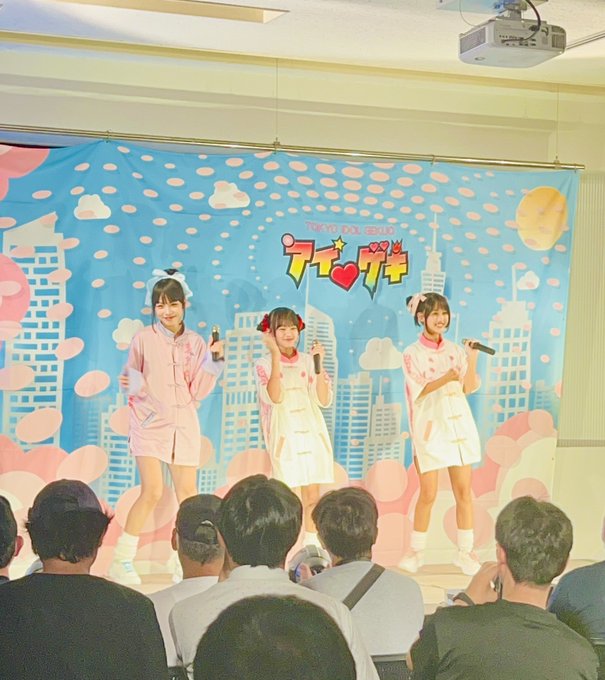 Twitterのコスプレ画像18