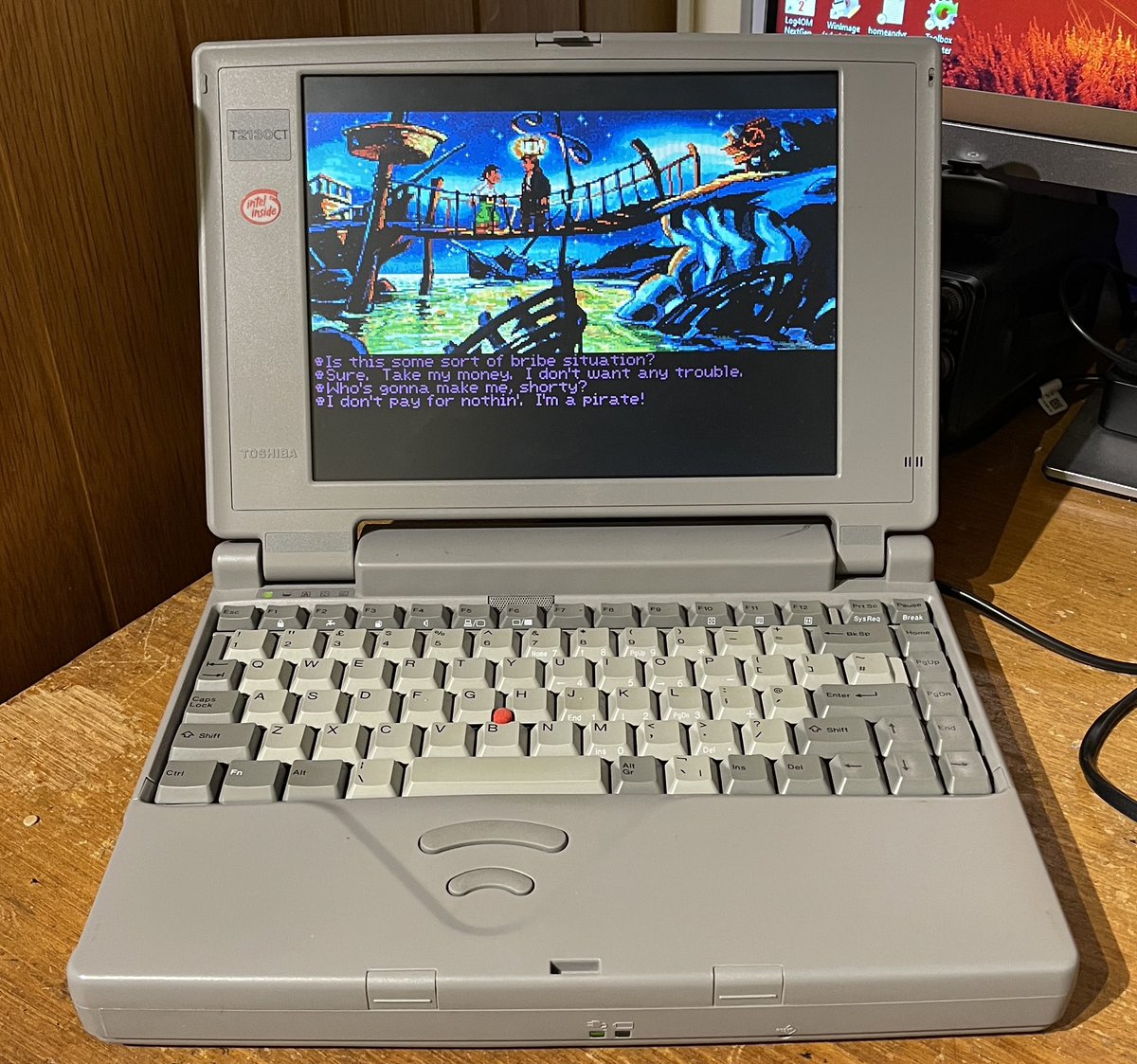 Retro_Computers's tweet image. Testing laptops. This is a Toshiba T2130CT. 486 DX4 at 75Mhz.