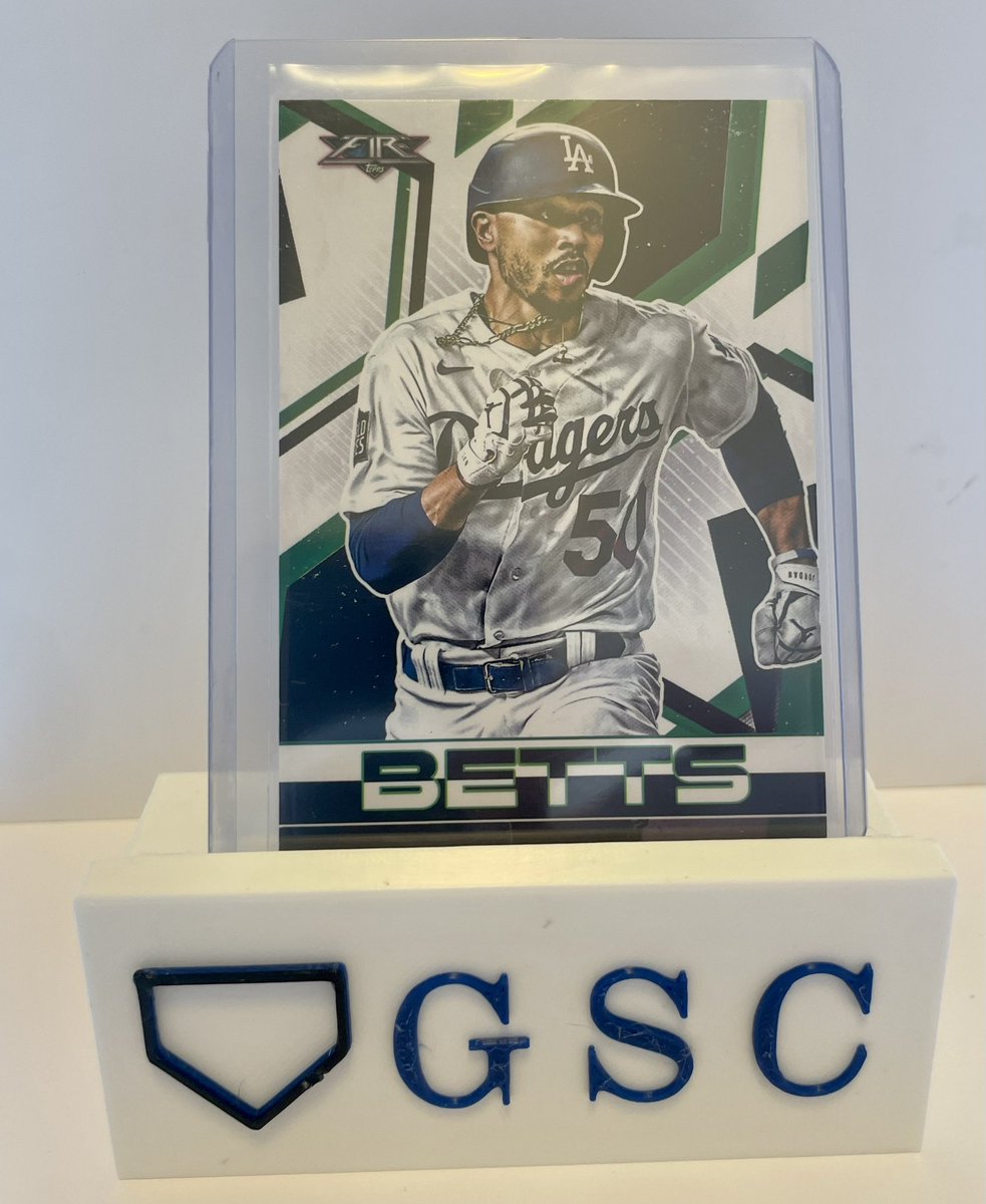 Goody__Sports's tweet photo. 🔥🚨 NL MVP Race Giveaway🚨🔥

2 x Mookie Betts and 2 x Ronald Acuña Jr Lot

To be entered you must:
1. Follow
2. Like
3. Comment your NL MVP pick!

Random winner will be selected once we reach 2000 followers!!! 
#Giveaway #SportsCards #GSC https://t.co/WFpms50JY3