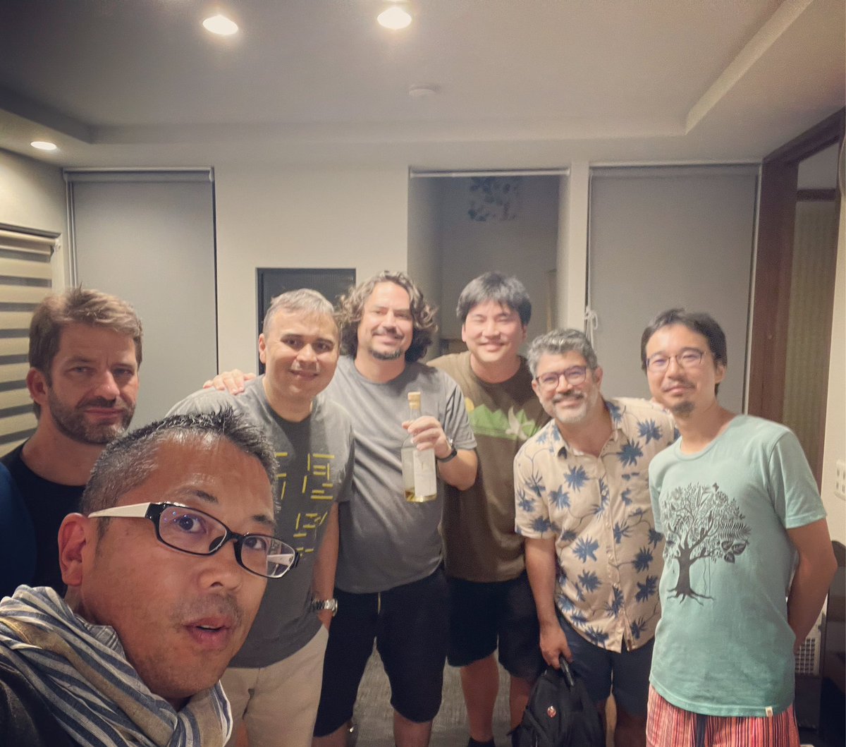 mapconcierge's tweet photo. 10年前にJICA専門家として関わったアマゾン熱帯雨林の違法森林伐採検出JICA/JAXAプロジェクト #Alos4Amazon で共に奮闘したブラジル環境・再生可能天然資源院(IBAMA)の分析チームメンバーと10年ぶりに再会。来年はブラジルでの再会を誓う! #JICA #IBAMA #古橋研究室 https://t.co/tuuybOmVoA