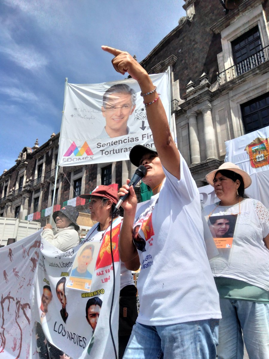 cdhzloficial's tweet photo. En el #SextoInforme de @alfredodelmazo, @Hazvalermilibe1 dejo claro que el informe dentro es simplemente un disfraz de palabras que no reflejan la realidad. La realidad es que en el @Edomex, los derechos humanos siguen siendo vulnerados y el acceso a la justicia es una ilusión. https://t.co/yYoKk2uLnY