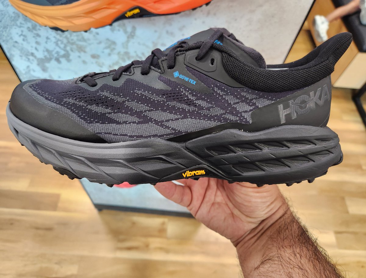 itcdiscgolf's tweet photo. Did I just find my next pair of Disc Golf shoes??? Comfort of my @hoka Rincon3s that I love but the added benefit of Gore-Tex and @vibram rubber soles!!!! Wish I was in need of a new pair of shoes right now so I can try these!!! https://t.co/qnsvPScyPh