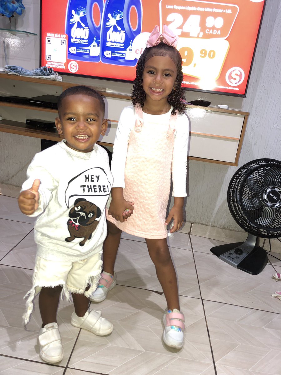 Trem_Maravilhaa's tweet photo. Deixar registrado nesse site a beleza do meus bebês ❤️🥰 https://t.co/uxSzFihtKU