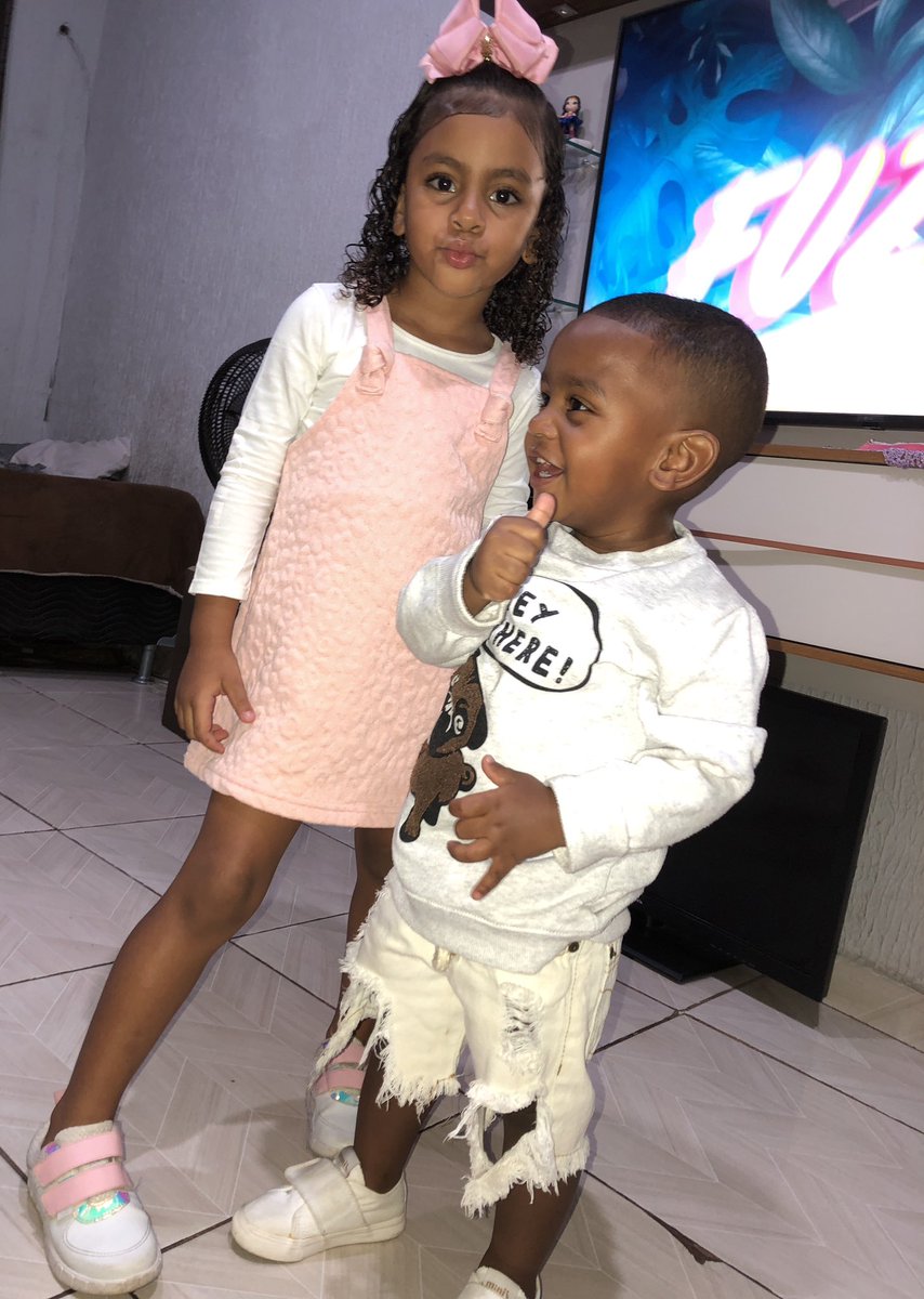 Trem_Maravilhaa's tweet photo. Deixar registrado nesse site a beleza do meus bebês ❤️🥰 https://t.co/uxSzFihtKU