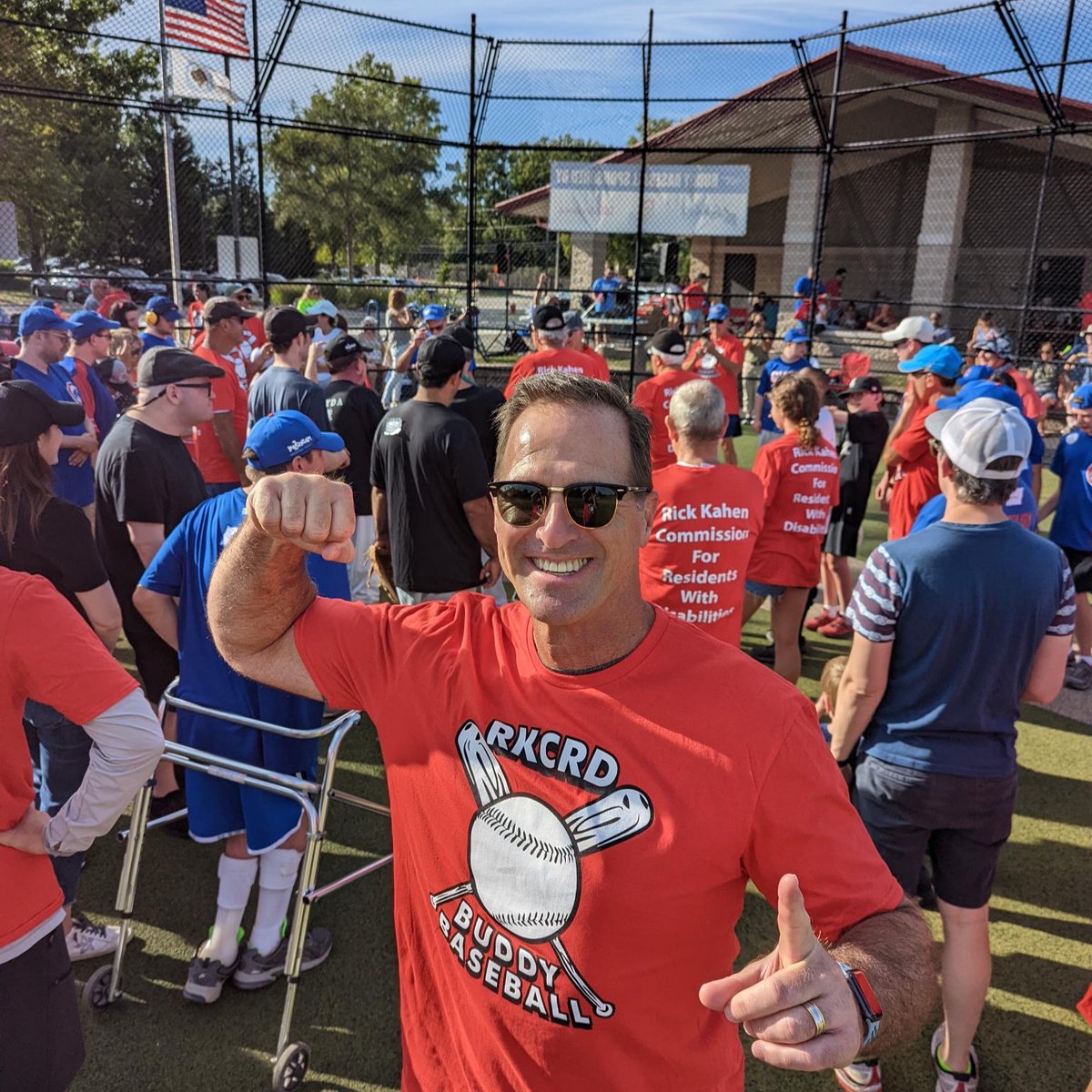ChicagoRPFPC's tweet image. This past Saturday evening, Chapter member Brent Novoselsky and RPFPC Executive Director Tom Serpento participated in the "16th Annual Buddy Baseball All-Star Game" in Buffalo Grove in support of the 'Rick Kahen Commission for Residents With Disabilities'👏  #RPFPC #NFLPAChicago
