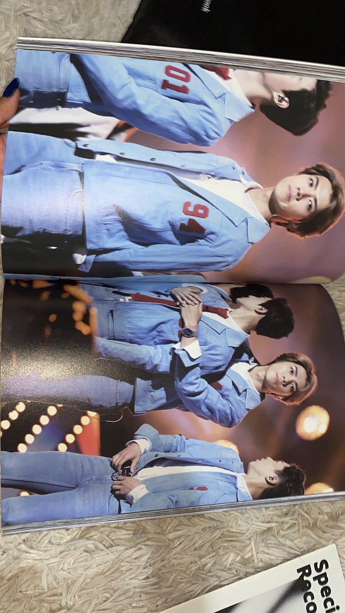 bazsupremacy's tweet photo. Vendo Photobook Sehun EXO
- Novo e sem avarias 
- Itens:1 photobook grande, 1 photobook menor, 10 photocards e 2 pins 
- Os itens vem na sacola preta que está nas fotos
- R$170 + frete pode ser entregue em mãos caso esteja em florianópolis 
- Mais fotos e informações só chamar https://t.co/vQD73Fvw0x