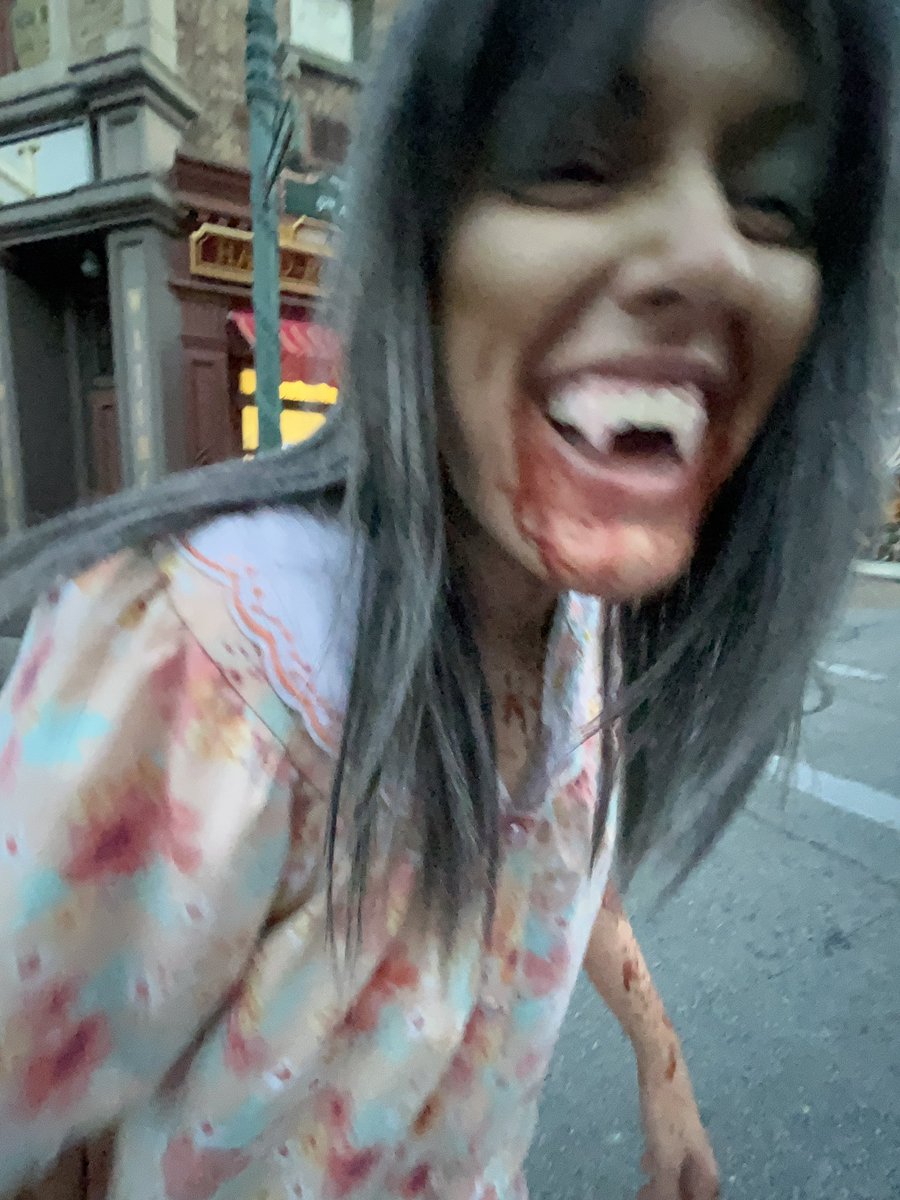 mindofsero's tweet photo. she may be a lil slow but she’s got bite to her😭

#Vamp69 #HHN32 https://t.co/7QJ8k0yPGY