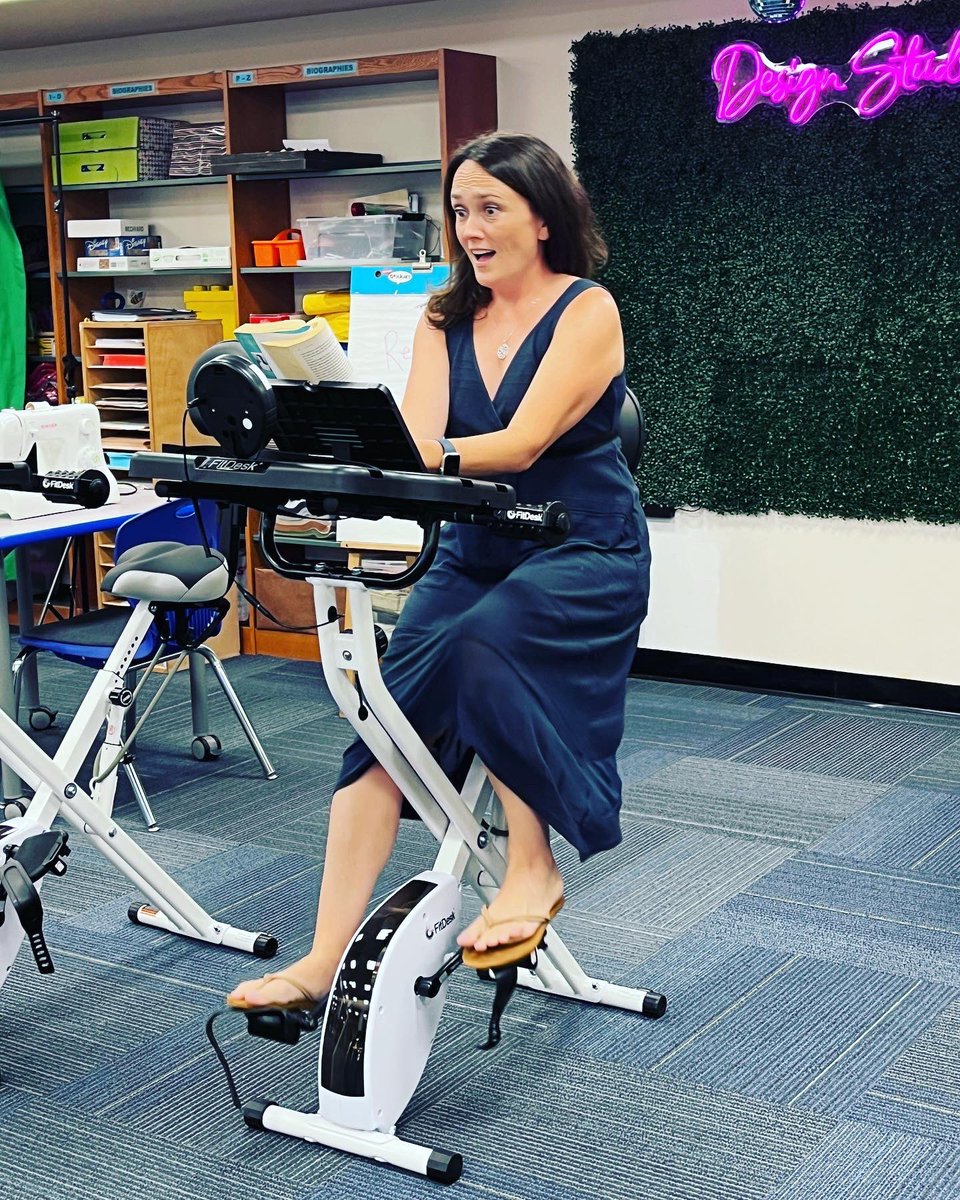 BeachStreetWI's tweet photo. Oh! Well that's new! Take a ride at our new "read and cycle" center! #wiproud #readandcycle #reading #schoollibrary #excitedtoread #bsp https://t.co/p1095PN0jr