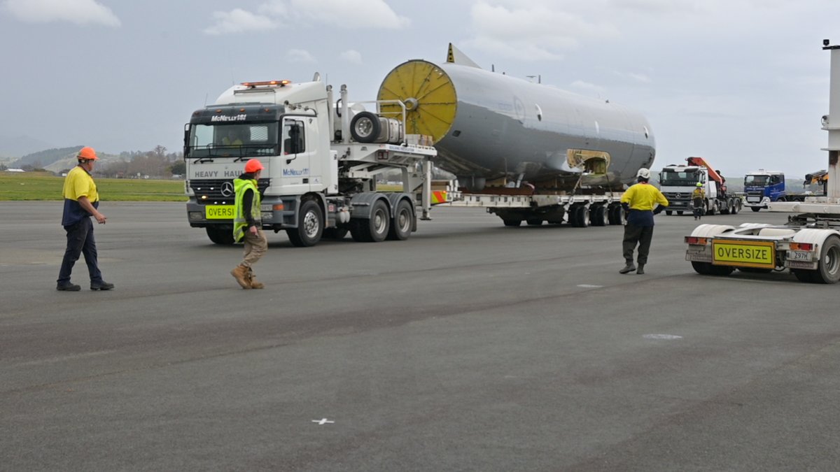 NZAirForce's tweet photo. Not a sight you see every day! ✈️ NZ4203, our trusted P-3K2 Orion, which retired from active service in 2021, is on a 455-kilometre journey to its new home at the Air Force Museum of New Zealand in Christchurch. 

📷 Air Force Museum of New Zealand

#NZAirForce https://t.co/5RcDjZNE7x