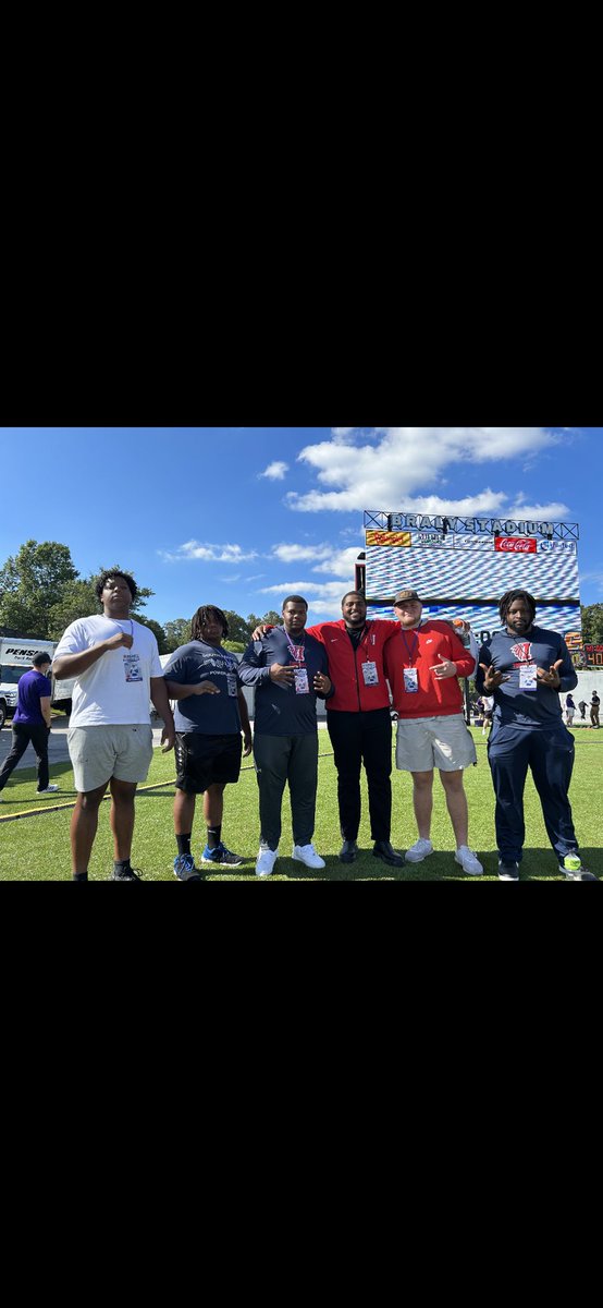 had a wonderful visit at <a href="/UNAFootball/">North Alabama Football</a> with my brothers 
<a href="/ZeMarionTucker1/">Ze’Marion Tucker</a> 
<a href="/Coach_Hutch68/">Richard Hutchings</a> <a href="/CoachEJK/">Coach Eddie</a> <a href="/Coach_TMacon/">Travis Macon</a>