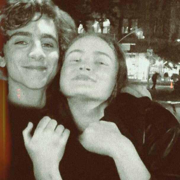 Feliz dia do irmão pra meu eu mais caótico e antipático. 🧡💚.