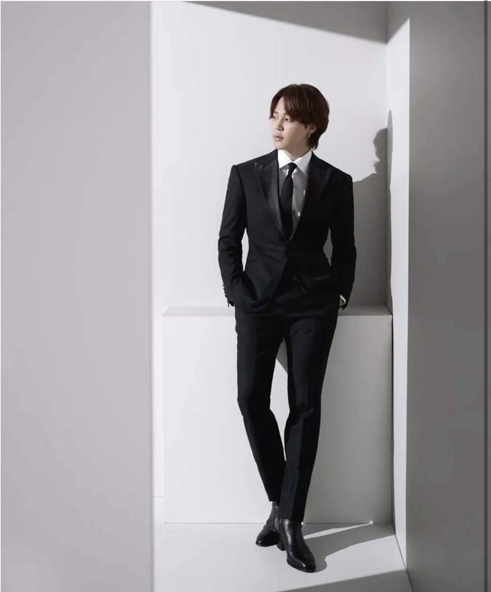 macityuy's tweet image. Cómo están? Ya reinició el día en Spotify y es día de Jimin✨

Únanse en cualquier momento del día para apoyar el stream a Jimin 💜 
Por septiembre reproduciremos el disco YOUTH 

#StreamFor_Jimin  @BTS_twt

Por favor no dejemos de apoyar los trabajos en solitario de los chicos🫶🏻