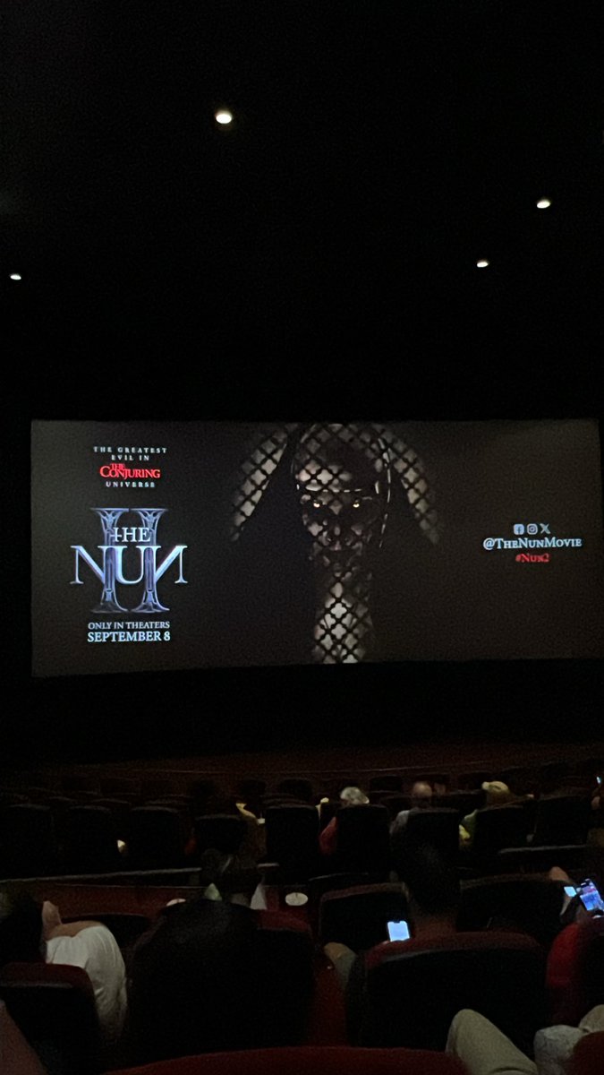 itsjjonair's tweet image. I’d fight this hoe!!! @thenunmovie #Nun2