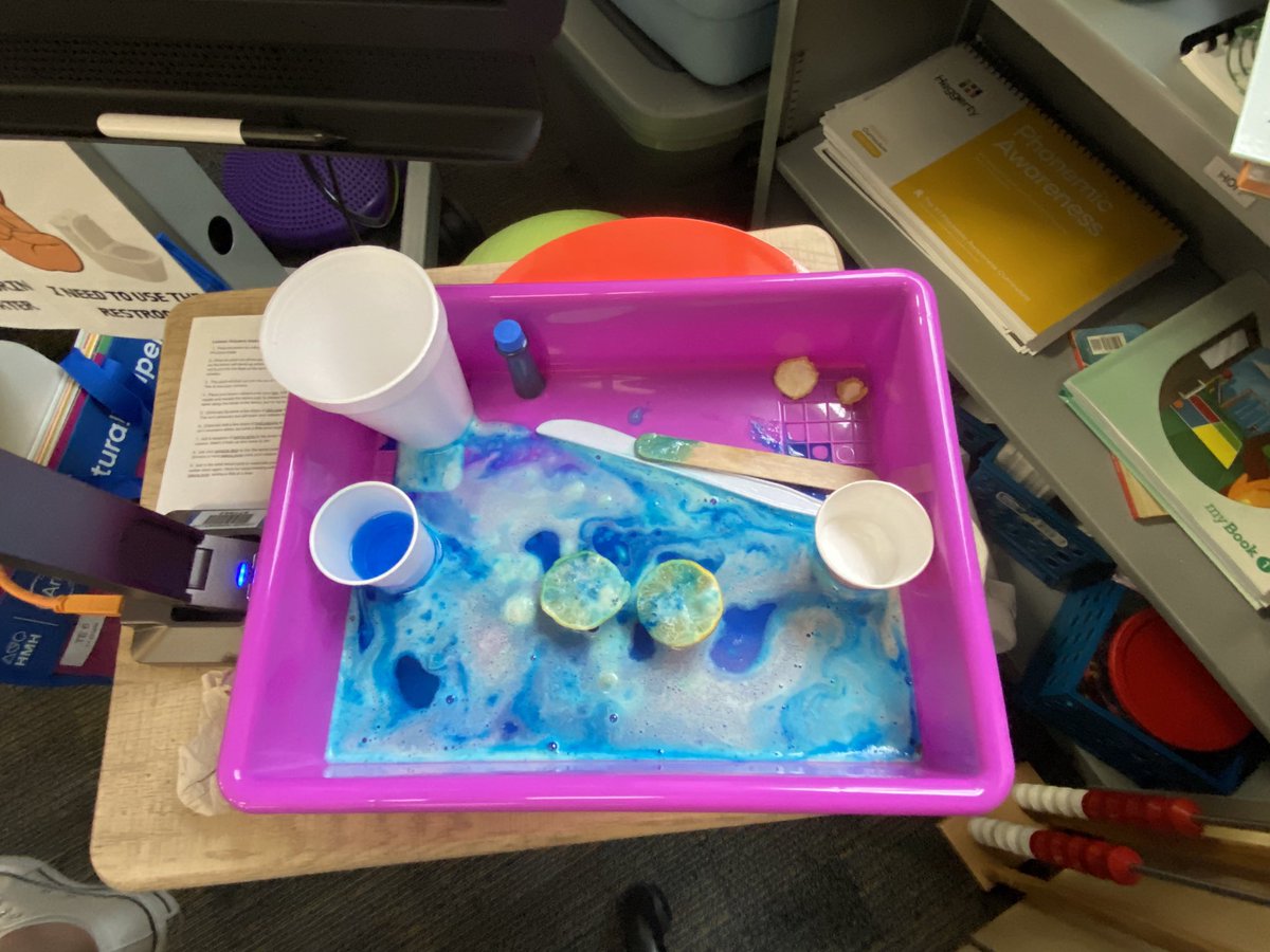 Steph99teaching's tweet photo. Today we did our first science experiment!! The Firsties loved their lemon volcano! 🌋🍋❤️ @Hamilton_Lions #fabfirsties #hamiltonpride https://t.co/UZUQji6Ath