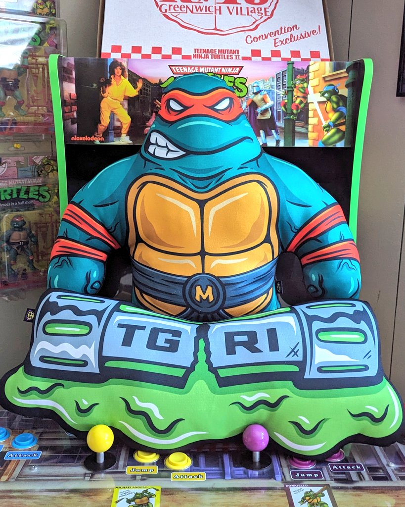 KabrNaast's tweet image. Mikey Buddy and Ooze Pillow! 🐢🤘☣️ #TMNT #ToySnobs