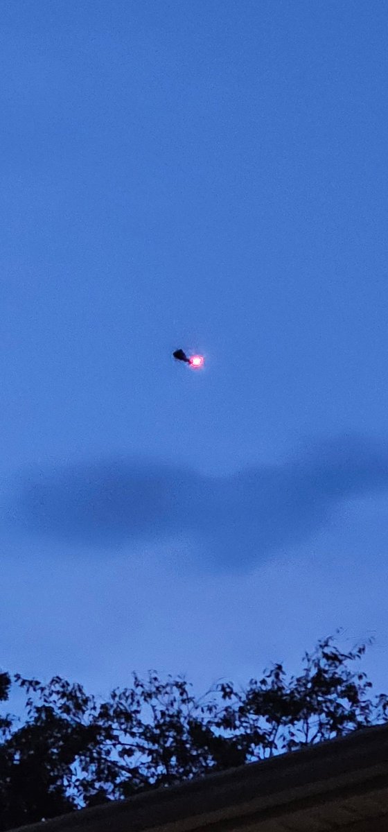 USAAirman's tweet photo. Okay so what's @MNPDNashville  helicopter looking for now? https://t.co/csOpQJZiWZ
