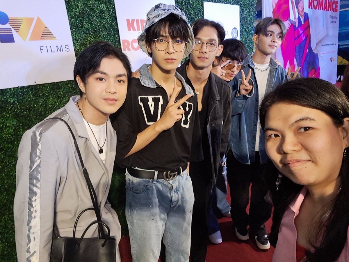 xandz34's tweet photo. Im so thankful sa vxon, kay Franz, c13, Vince, Sam, Patrick
Nice to see you again 😘🤗
#KipnapforRomance
#KipnapForRomancePremiereNight
#VxonatPremiereNight #vxon #vxonofficial #vxonph #ppop #vxonppop
@frnzchuaa @vxonofficial @enzovince_ @vxonc13 @SamCafranca @ptrckrcmr20 https://t.co/Pa3xQNSnEy