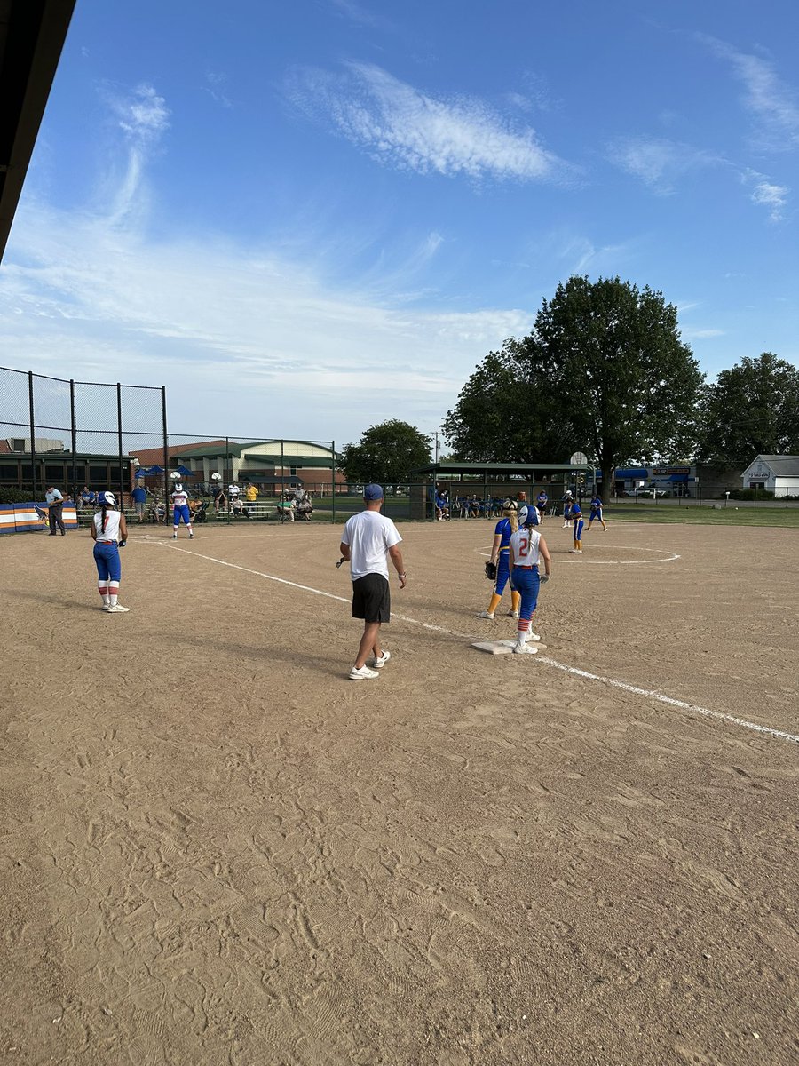 Valley Park Softball starts off the year 4-0 with a 15-0 win against Hancock today! Have a tough test tomorrow at St. Pius at 4 pm! <a href="/VPHawksAD/">Valley Park School District Activities & Athletics</a> #VPPride