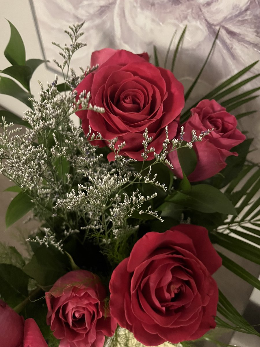 Ms_Siok's tweet photo. Sometimes, grads surprise you and @katfollis on the #ocsbFirstDay of school with a bouquet of flowers 🌹 https://t.co/liLIE670BW