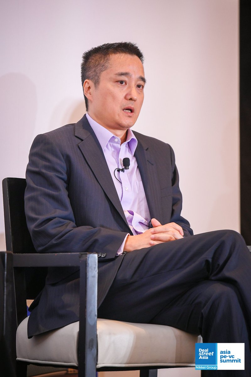 DealStreetAsia's Ngoc Nguyen moderates a panel on 'Private credit is booming in APAC but what are the pitfalls?' Panelists include Myron Zhu of Manulife Investment; Abhishek Mittal of Aavishkaar Capital; Kerrine Koh of Hamilton Lane; and Sarit Chopra of Bain Capital.