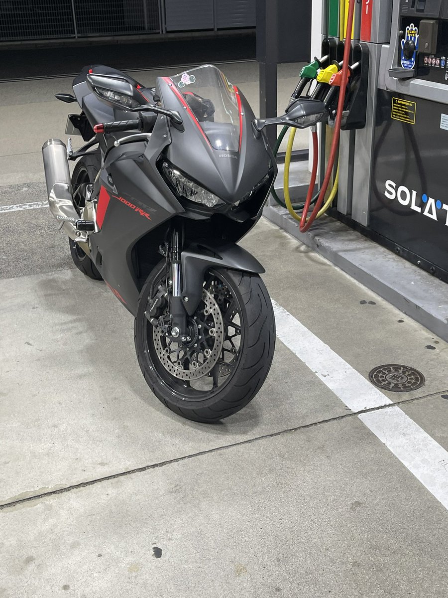 CBR_SC77's tweet photo. @HondaBike_hmj https://t.co/E2MBG1Rvtb
