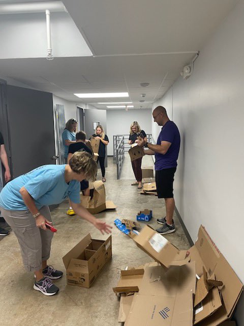 Mark Munson tweet media