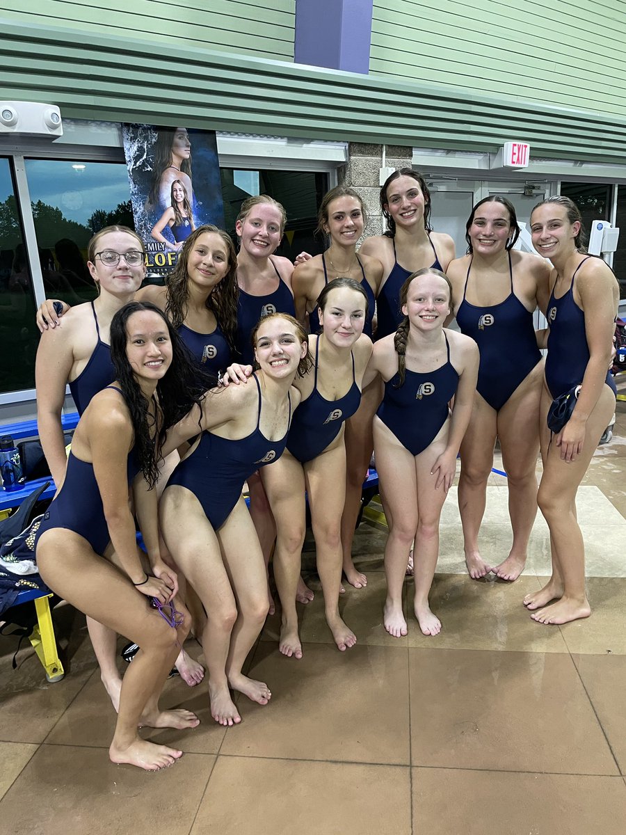 shs_swimdive's tweet photo. Huge win tonight against moline! So proud of these girls. They really showed up today! Final score 99-87. Getting better every day #GOldenWARRIORS https://t.co/gicjf9x4IU