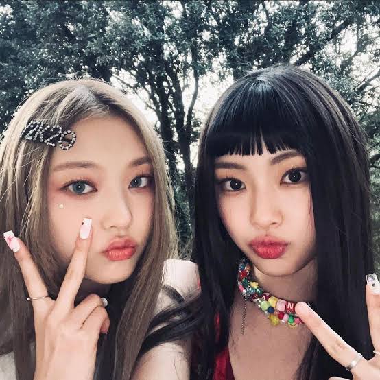 jisoo_cartz's tweet photo. @nislovemails prayers on loop 😚‼️ https://t.co/xGRxm3mcHI