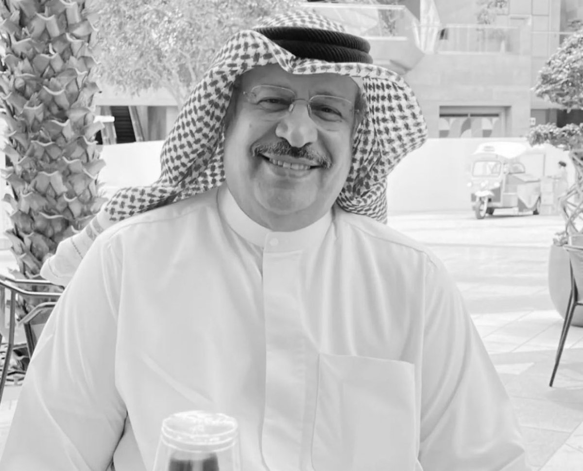 MediaFahad's tweet photo. "رحل.. 
ولم يتبق 
سوى الحديث 
الناقص..
لامفر من الواقع
سقطت دموعي 
وحتى أنها تسقط الآن…"

#محمد_مزعل_الشمري https://t.co/Lzp45XDuY2