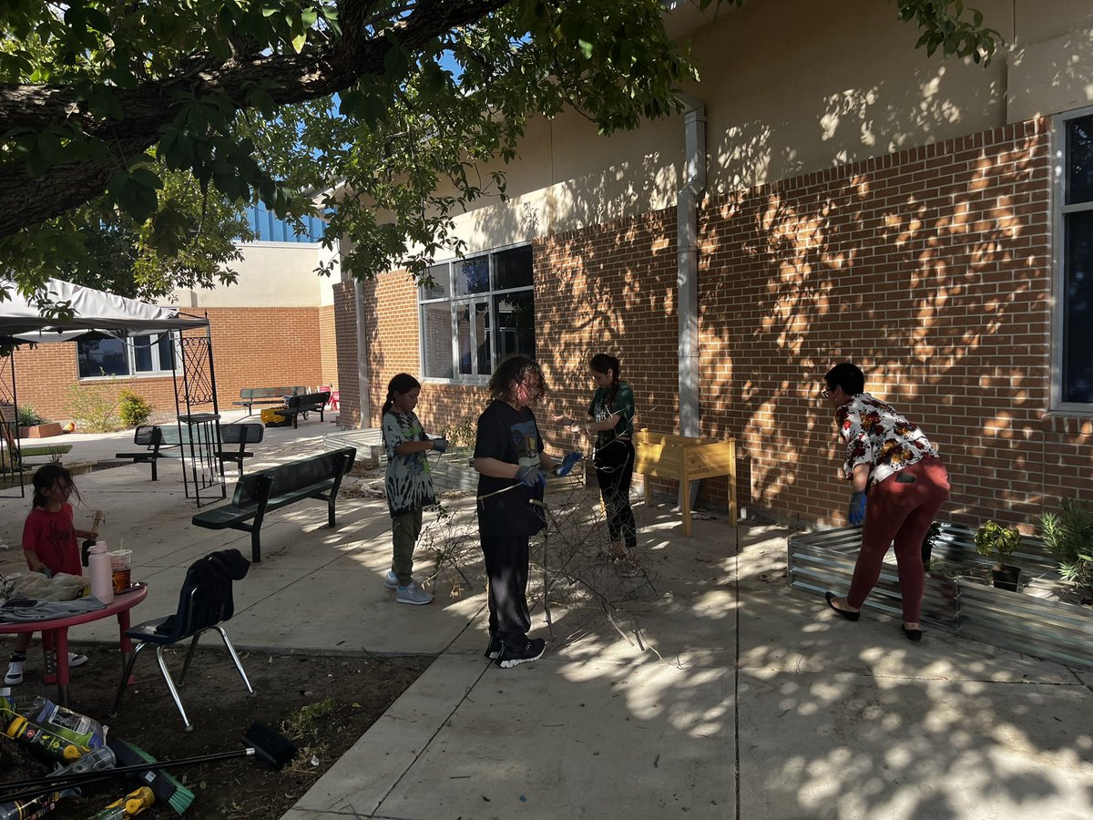 Oak Crest Elementary tweet media