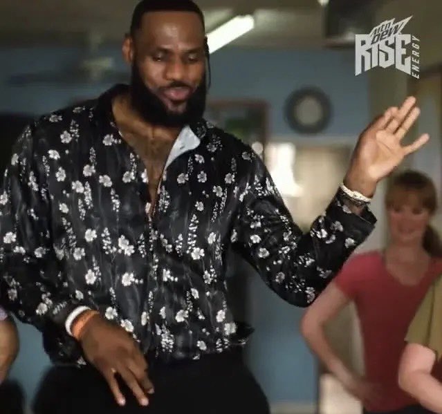 Big mood, girls volleyball with another program 🧹🧹🧹<a href="/westbarstool1/">Barstool West</a>