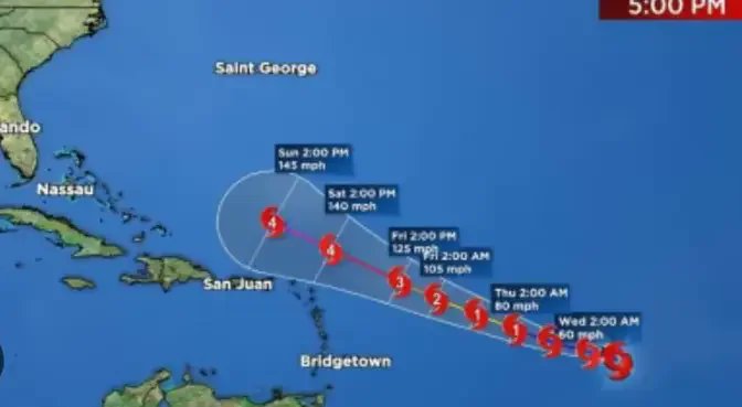 morningjasmine2's tweet photo. Tropical Storm Lee Expected To Rapidly Intensify Into ‘Extremely Dangerous’ Hurricane By Weekend
#HurricaneLee #ExtremelyDangerous #Weekend
Details: https://t.co/R6eXsosJL7 https://t.co/f8vKwUSPwO