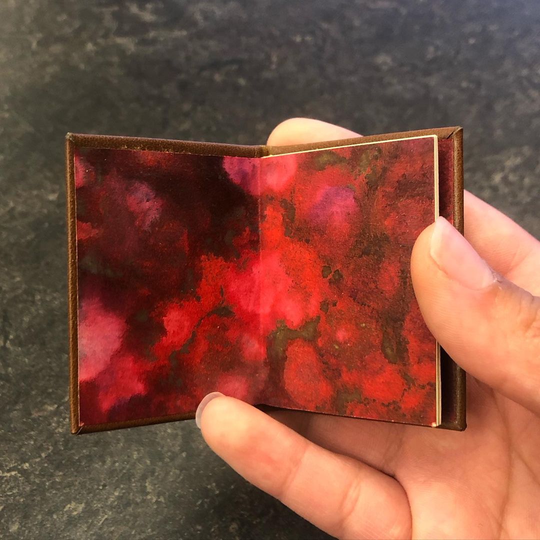 UTSA_Libraries's tweet photo. It’s #tinybooktuesday! Today, we’re showcasing ‘Adult Western: A Christmas stanza’! Published in 1988, it contains a short and funny poem. We have 1 of the 25 that were bound in leather. See this tiny book: specialcollections@utsa.edu. #utsaspeccoll #rarebook #poetrybook https://t.co/14LIXCvvVk