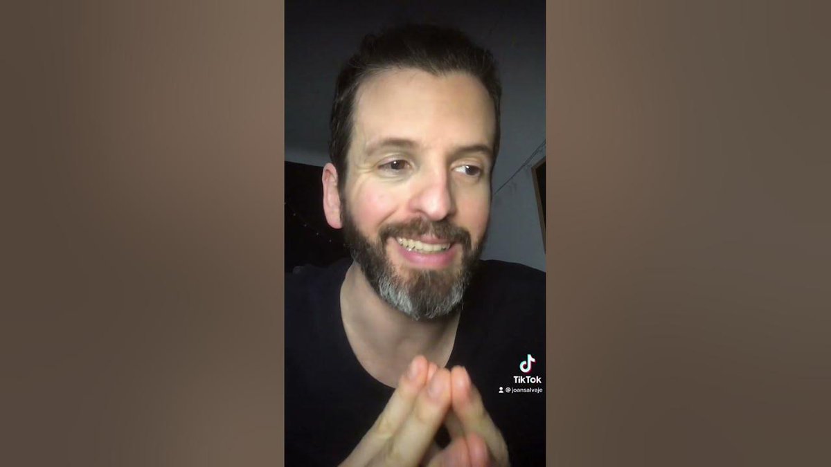 Piqué debe dar gracias a Shakira de que solo haga un rap y no una denuncia dlvr.it/Svh0HD