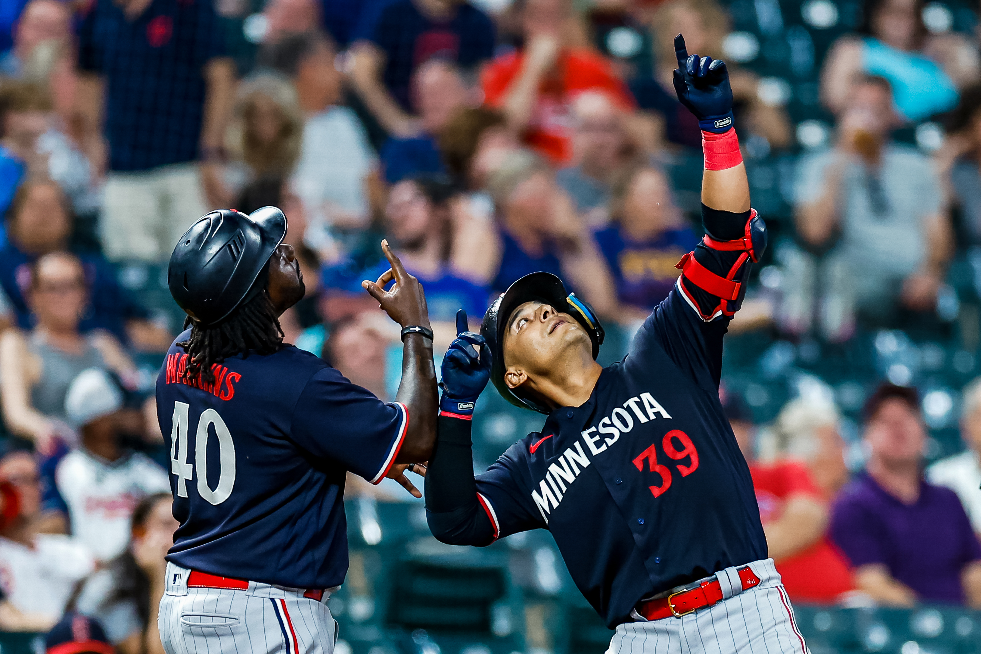 Minnesota Twins on X: "Things are looking up. #TwinsWin | #MNTwins  https://t.co/xk2ujLtuML" / X