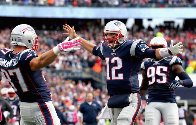 MLFootball's tweet photo. AWESOME: Legendary #Patriots QB Tom Brady says his son Ben will play football this year as a tight end because he wants to be like Gronk👏👏👏

“He wants to be a tight end like Gronk [Rob Gronkowski], and he's gonna be a little beast.“

BEN: “'Dad, I'm playing football.' And I was like, 'What do you wanna play?' And he was like, 'Tight end. I wanna be like Gronk!'”

TOM: “So I actually texted Gronk and I'm like, 'Yo, my boy wants to be like you!' And he loved it”

🔥🔥🔥