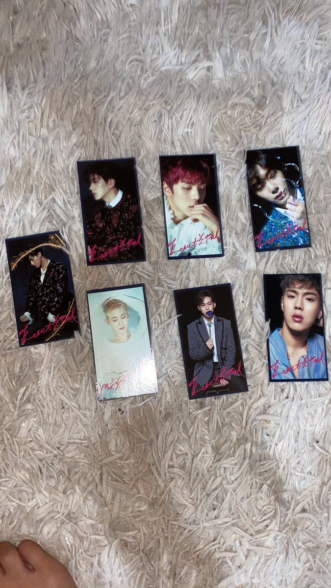 bazsupremacy's tweet photo. Vendo Photocards Monsta X
- Podem ser vendidos separadamente 
- R$10 cada um deles (se comprar todos podemos negociar) + frete podendo ser entregue em mãos caso esteja em florianópolis 
- Nunca usados
- Aceito propostas! https://t.co/ESNG0XyNd4