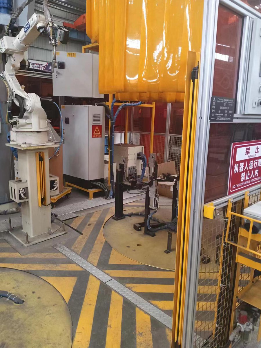 Jafoncosmetic's tweet image. Human-machine collaboration， ESPE just do best to support safety protection. 

1 equipment with 2 safety light curtain.

espeyp.com
#ESPE #SAFETYLIGHTCURTAIN #LIGHTCURTAINSENSOR #infraredlightcurtain #industrialsafetyprotection