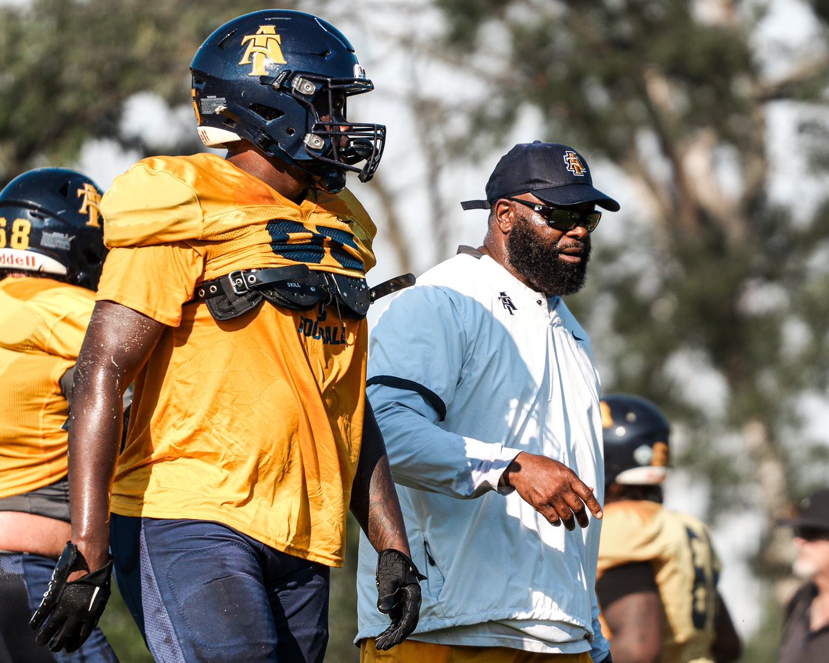 NCATFootball's tweet image. We working! 🔥

#AggiePride | #Elite | #CAAFB