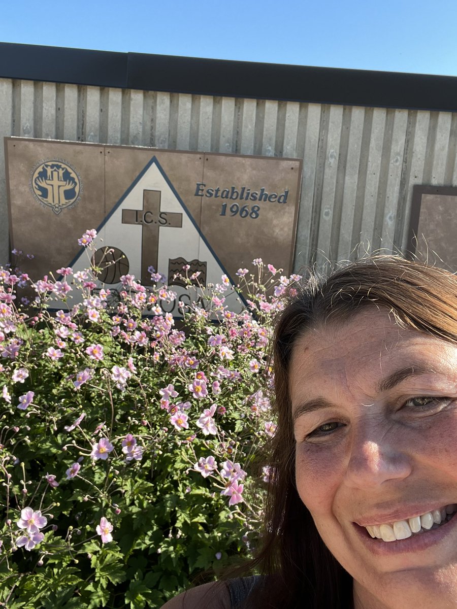 cdhopcraft's tweet photo. Full circle moment today as I returned to the elementary school I attended as the Principal!  Feeling very privileged and blessed to return to this amazing community.  @BGCDSB @IcsFormosa https://t.co/61XGr6WYLA