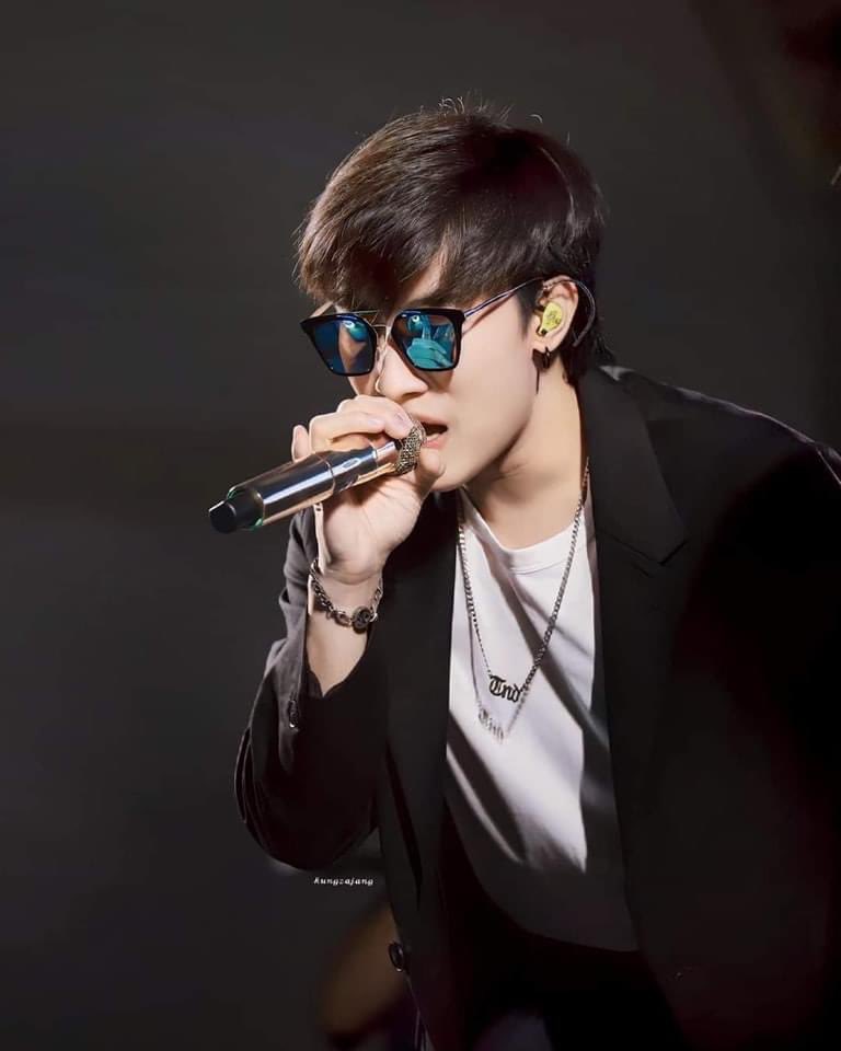 Lemon06149801's tweet photo. เจ้าแมวน้ำคนเก่ง #เปิดตัวภาพยนตร์ปราณีxนุ๊กธนดล https://t.co/SD1qBBFQwl