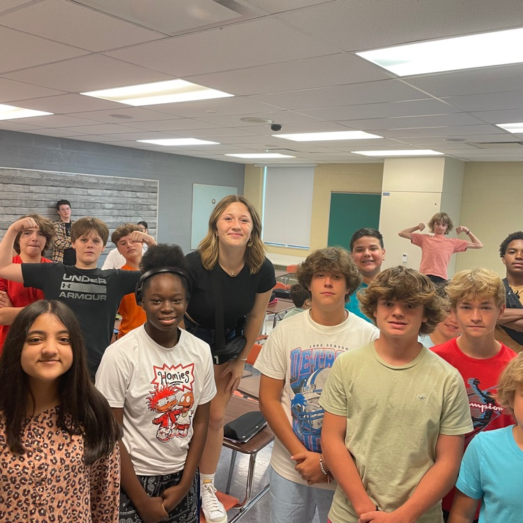 superGSD's tweet photo. What a fun and exciting start to the school year! #GSDfirstweek #InMarauderCountry https://t.co/2T52wIdNyp