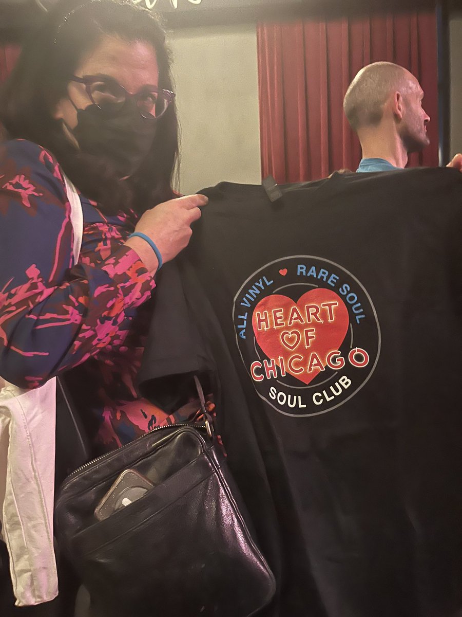 debbiekoller's tweet photo. @ChicagosMayor So great to hear you today!!!  You are “The Soul of Chicago!” I hope you like my Heart of Chicago Soul Club Tshirt! Come dance with Stacie to some #allvinyl #raresoul and #Chicagosoul https://t.co/tEG5EWlCnu