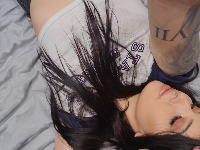 Just finished a pay-per-minute #Skype show on SkyPrivate! You can call me too for a sexy private show<a href="/tag/skype"class="tags">#Skype</a>