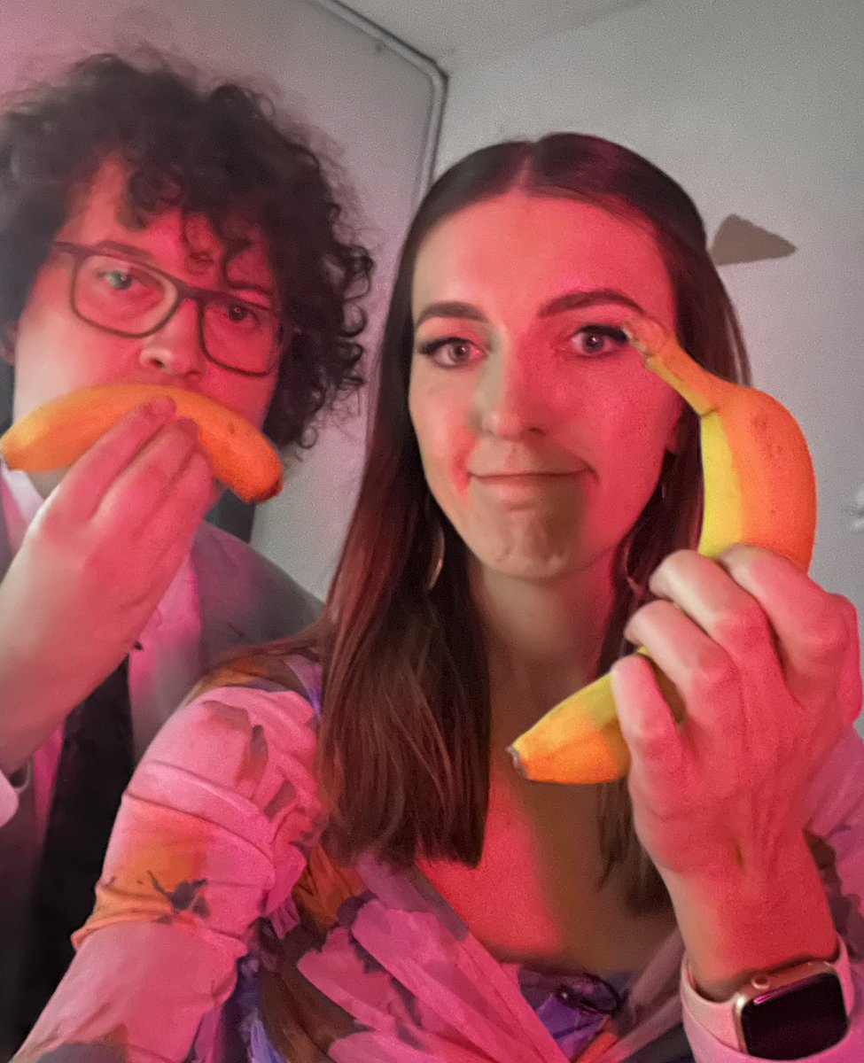 meladoodle's tweet image. I’d like to formally apologise to everyone who asked when episode 2 of the “bananapod” is coming out #TaskmasterNZ