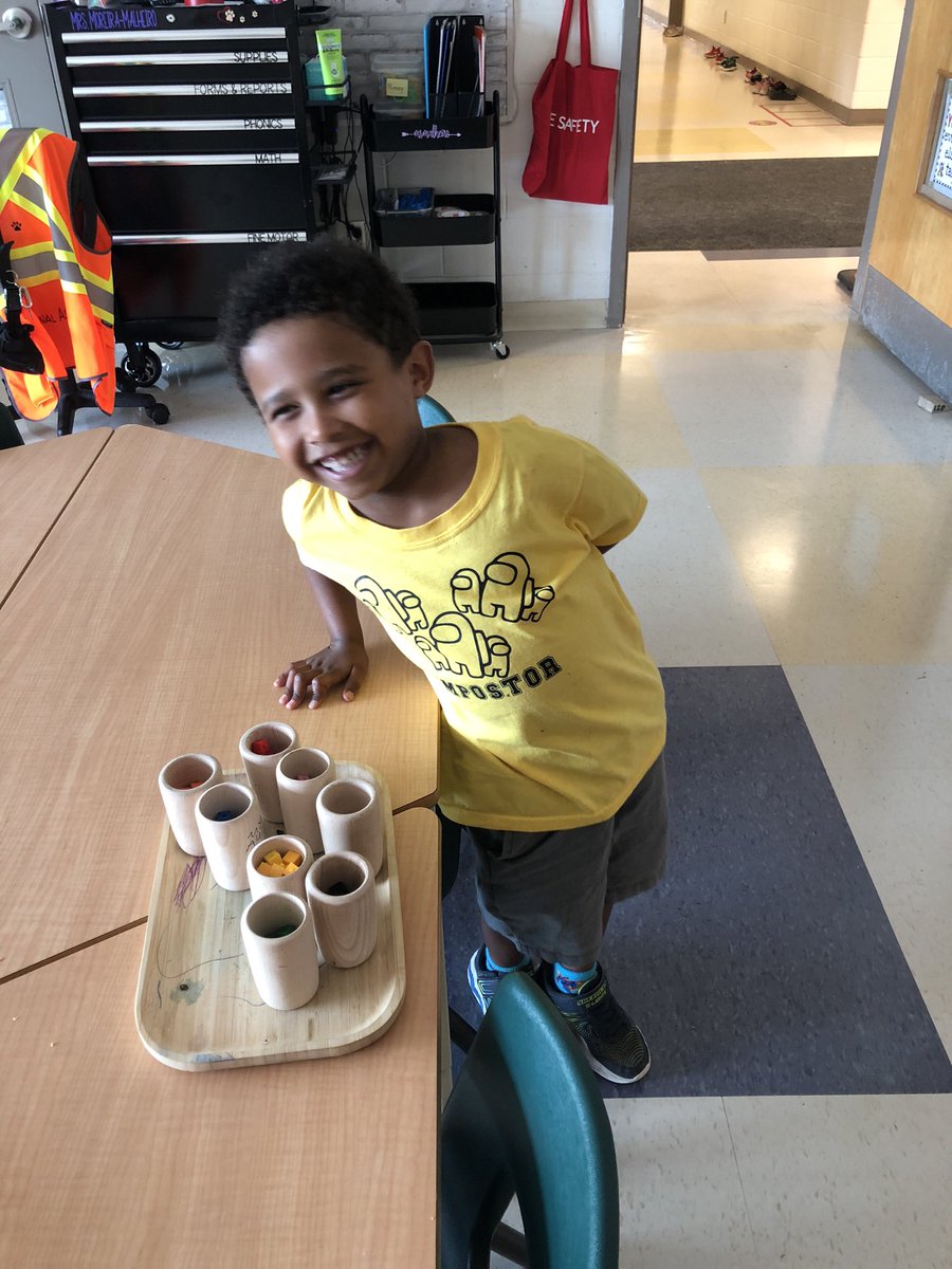 Nasim Askarinasab (@askarinasim) on Twitter photo Capturing all the hard work and happy faces on #ocsbFirstDay <a href="/KCBusyBees/">Genevieve Lefebvre</a> is our favourite! 🐝♥️🦁 <a href="/StAnneOCSB/">St. Anne School</a> <a href="/MrsMalheiro/">Mrs. Malheiro 🦁</a> Capturing all the hard work and happy faces on #ocsbFirstDay <a href="/KCBusyBees/">Genevieve Lefebvre</a> is our favourite! 🐝♥️🦁 <a href="/StAnneOCSB/">St. Anne School</a> <a href="/MrsMalheiro/">Mrs. Malheiro 🦁</a>