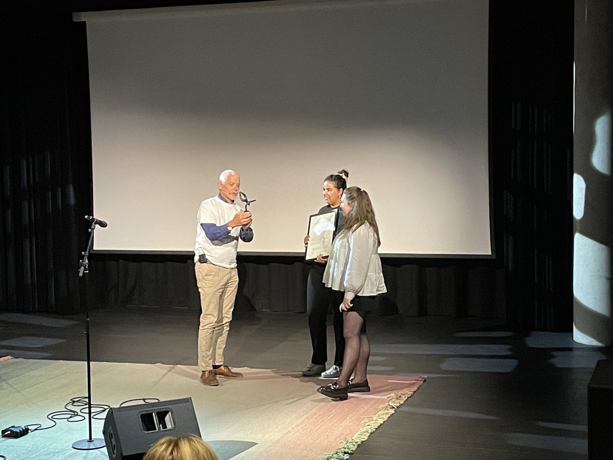 Olafprisen 2023 gikk til <a href="/psyktaerlig/">Psyktærlig</a> for å være en forening som direkte retter seg mot forebygging av selvmord blant unge. 
Psyktærlig bidrar også i samarbeidet om <a href="/chatsafe_au/">#chatsafe</a>
<a href="/Rf_psykiskhelse/">Rådet psykisk helse</a>.
I fjor fikk Kartleggingssystemet denne prisen.