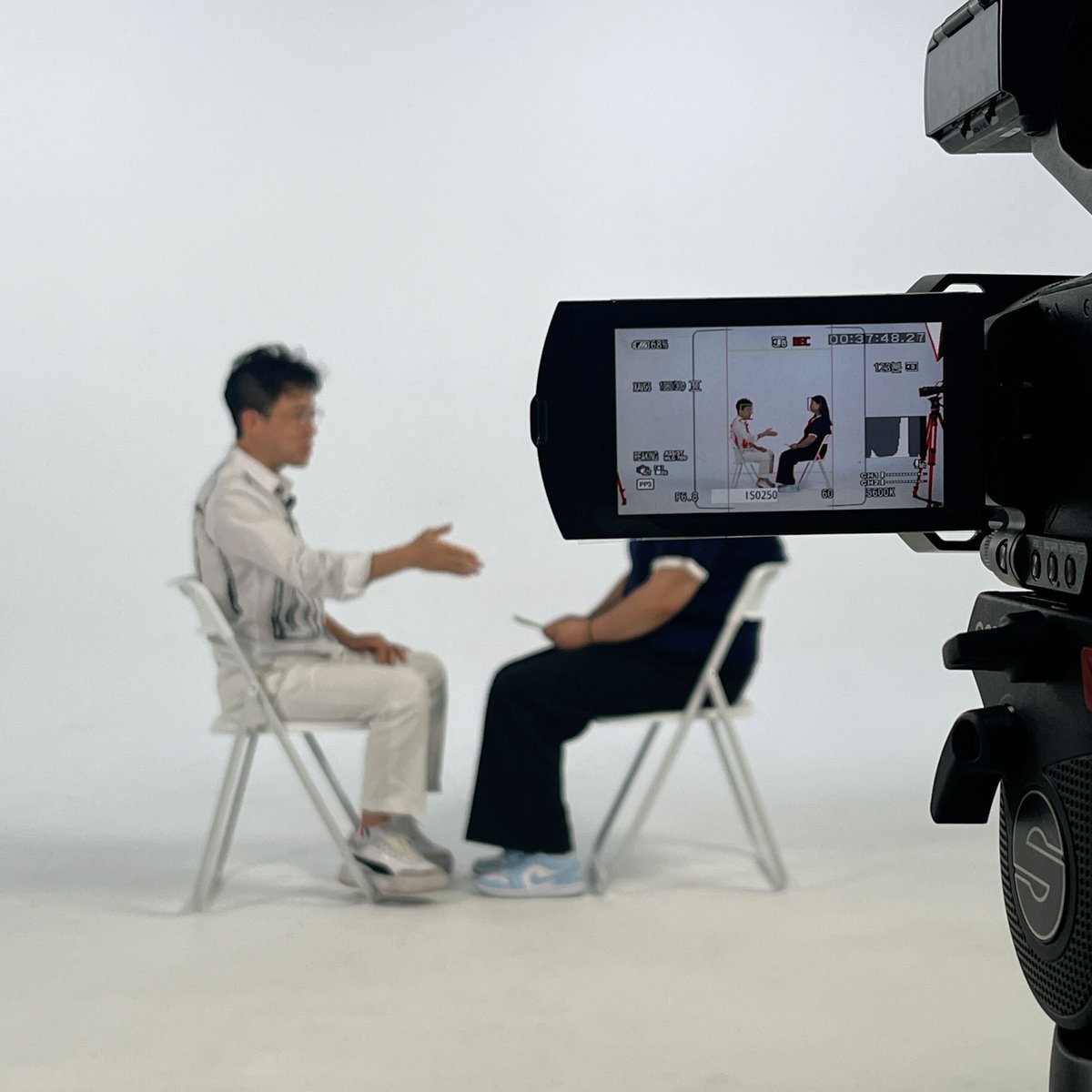 다음 주인공의 촬영 비하인드 컷!
딸에 이어 아버지도 안녕, 자네 주인공으로??😱