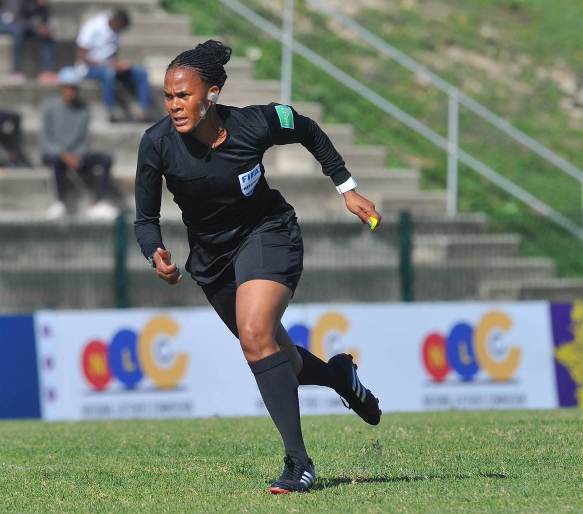 FIFA International Football Center Referee, Akhona SheRef Makalima in the celebration and honouring the legends & icons of beautiful game @gsport4girls

@Akhona_sheref #PowerofRecognition