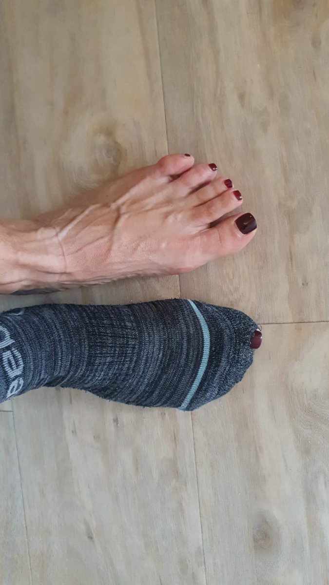 Socken nach dem Joggen meistbietend abzugeben!